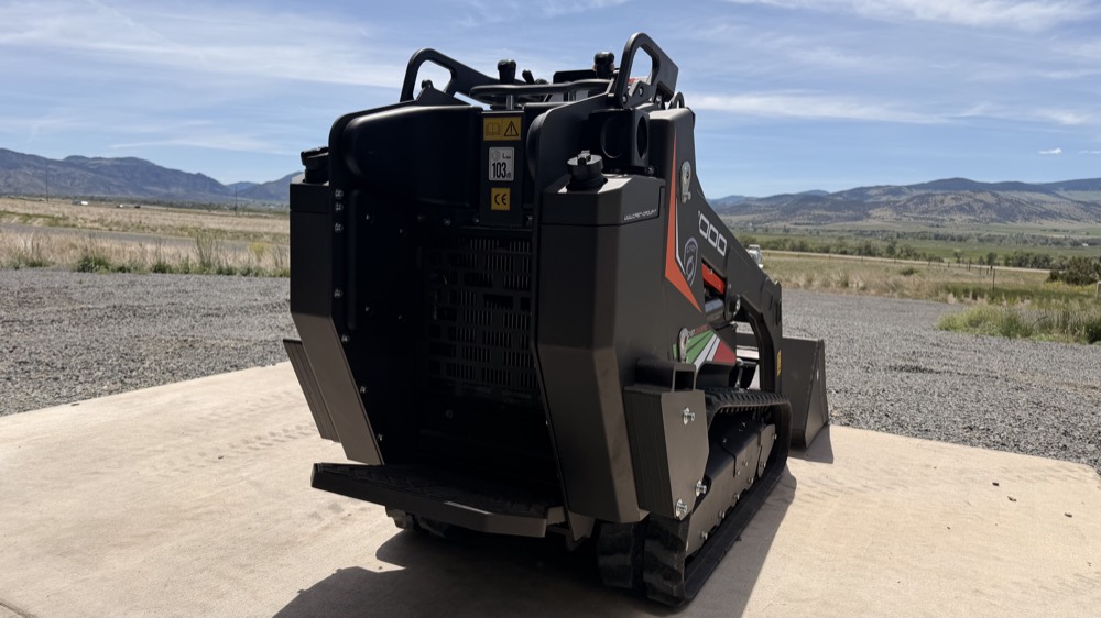 CAST WX1000 Mini Skid Steer photo 4